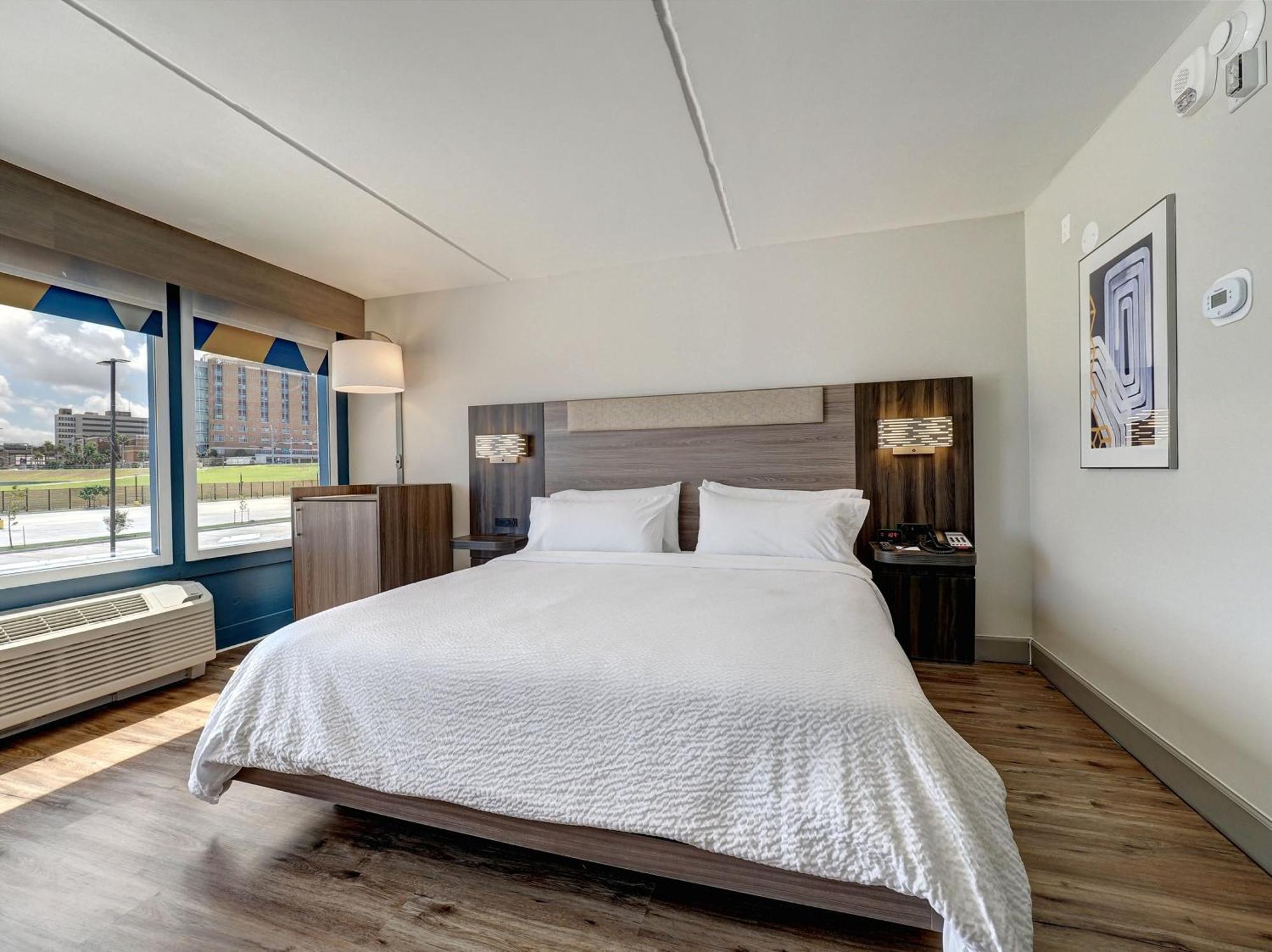 Holiday Inn Express Corpus Christi - Beachfront By Ihg Exterior foto