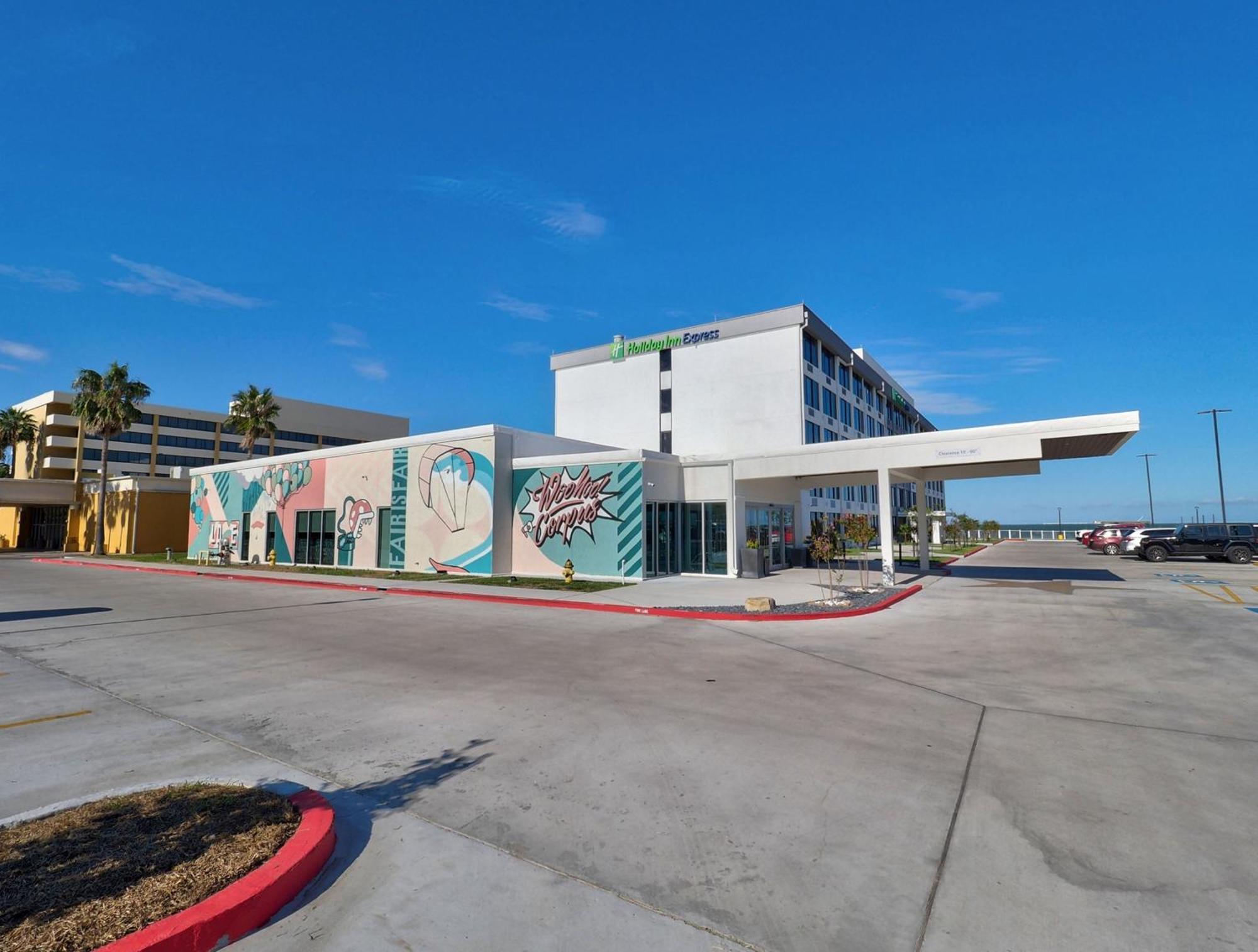 Holiday Inn Express Corpus Christi - Beachfront By Ihg Exterior foto