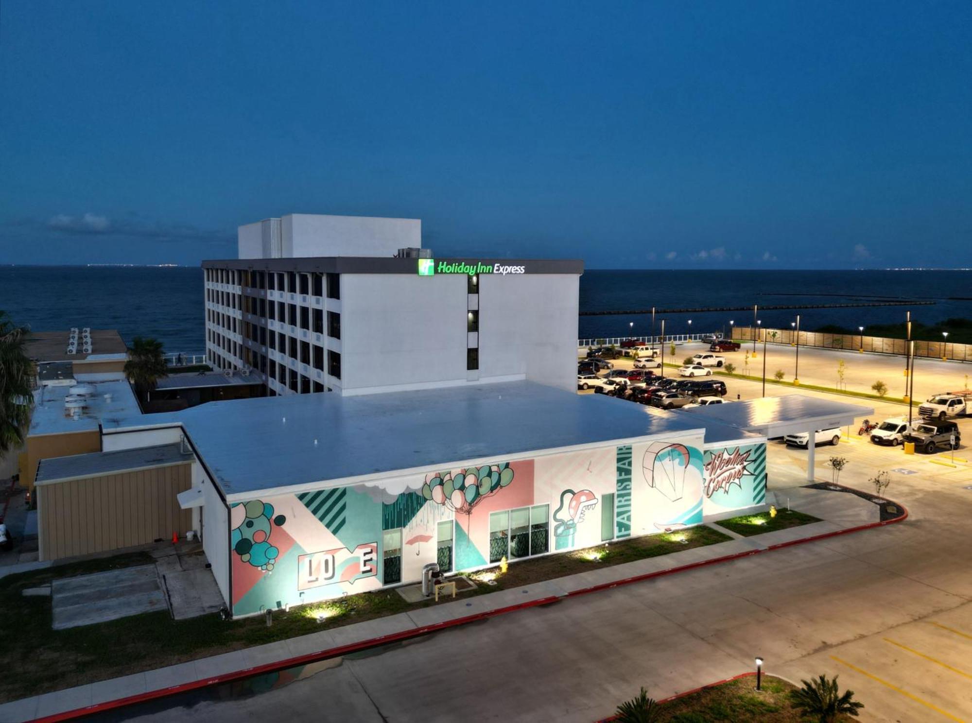 Holiday Inn Express Corpus Christi - Beachfront By Ihg Exterior foto